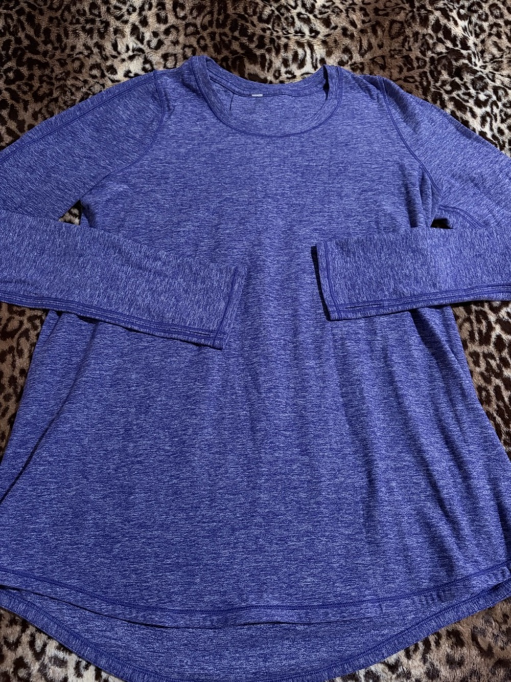 Lululemon Purple Long-Sleeve Scoop Neck Women's Athletic Top - Picture 3 of 3
